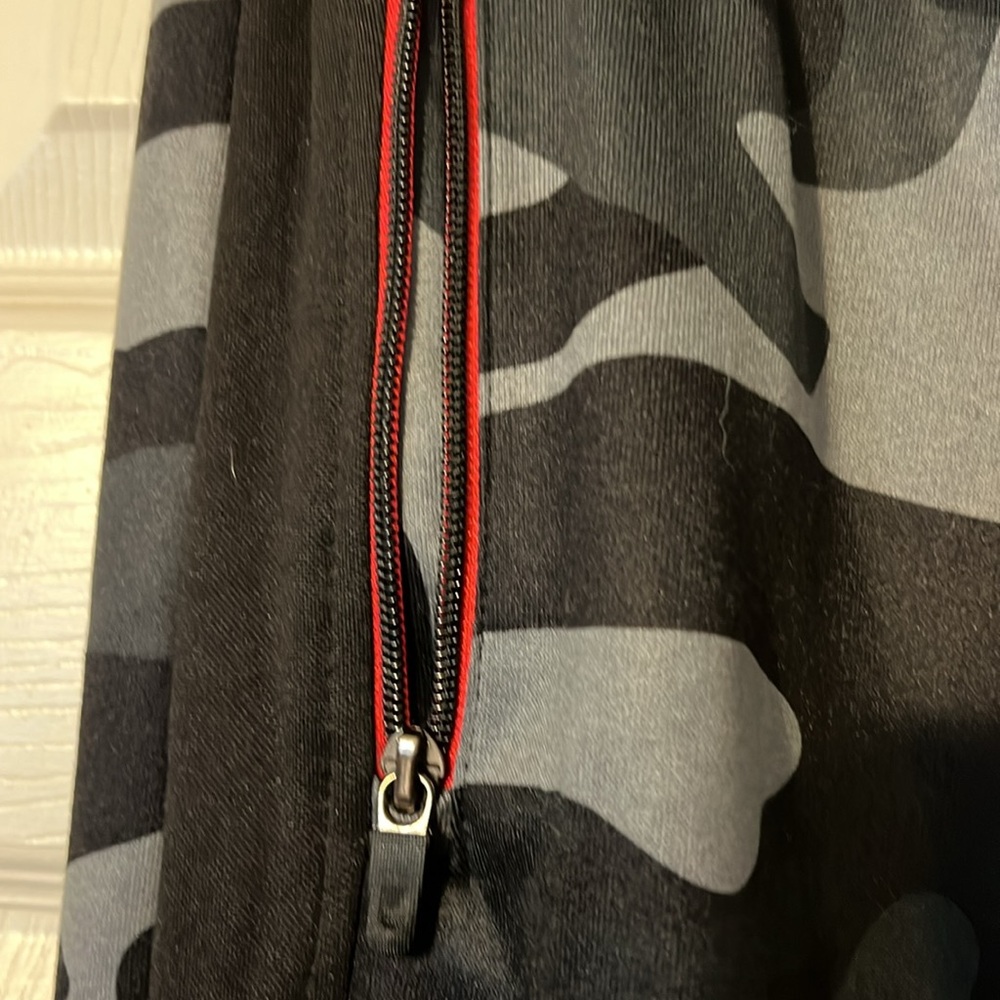 Sweatpants - Picture 3 of 8